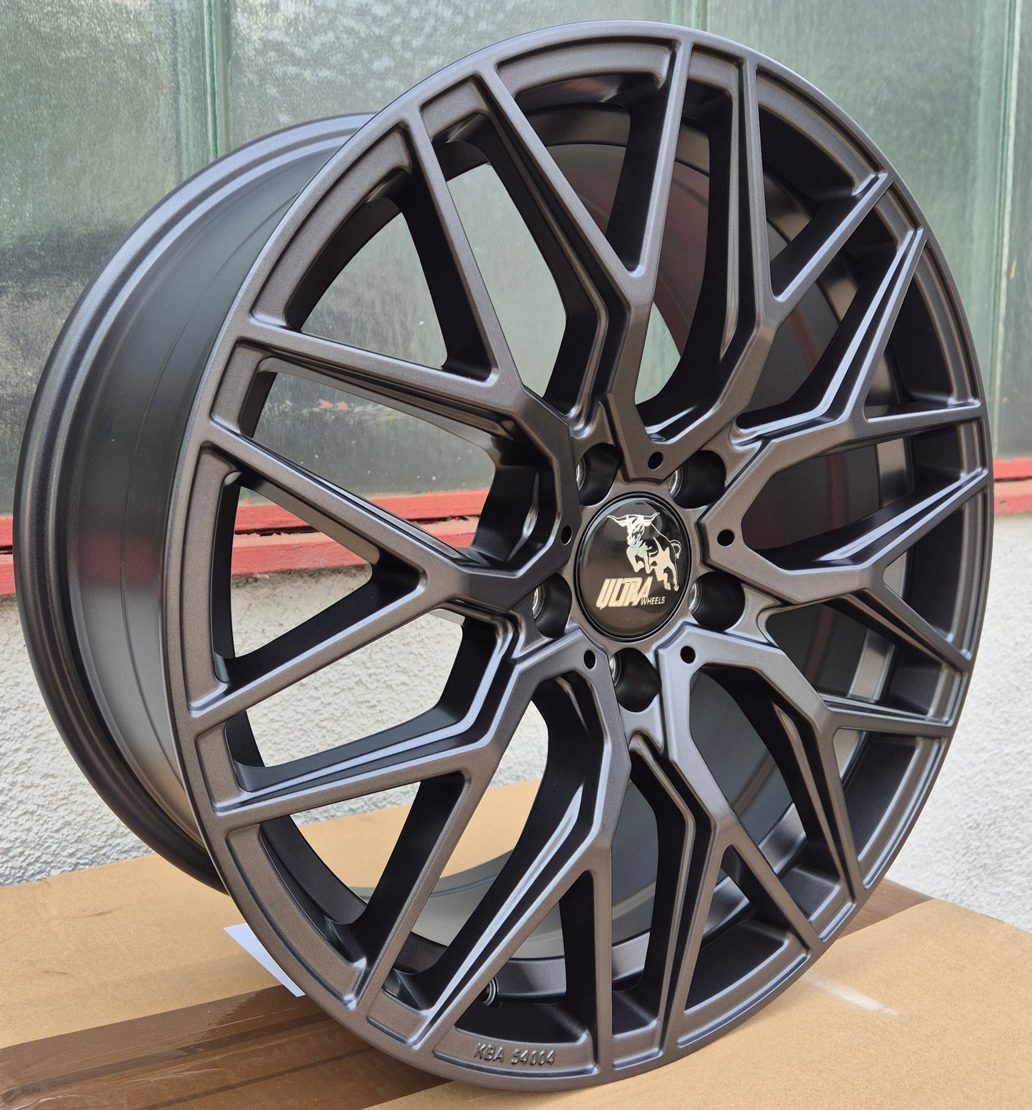 Ultra Wheels UA1E 19 Zoll Sommer Kompletträder 8x19 5x112 ET47 225/35R19 für VW Golf Audi A3 Seat Leon Skoda Octavia Passat TT